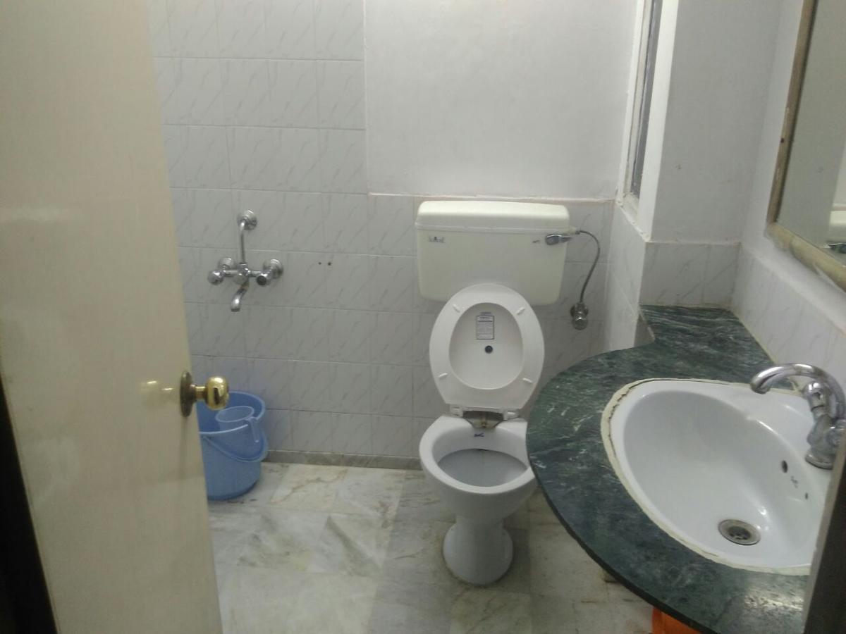 Capital O 84122 Hotel Trilok Palace Dźajpur Zewnętrze zdjęcie